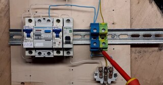 Установка устройства защитного отключения в Новосибирске в октябре